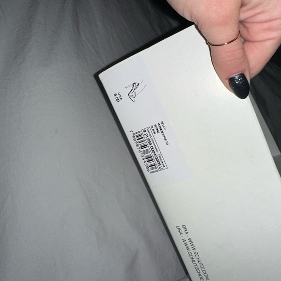 NIB SCHUTZ Kelly Patent Sandal - Picture 9 of 9